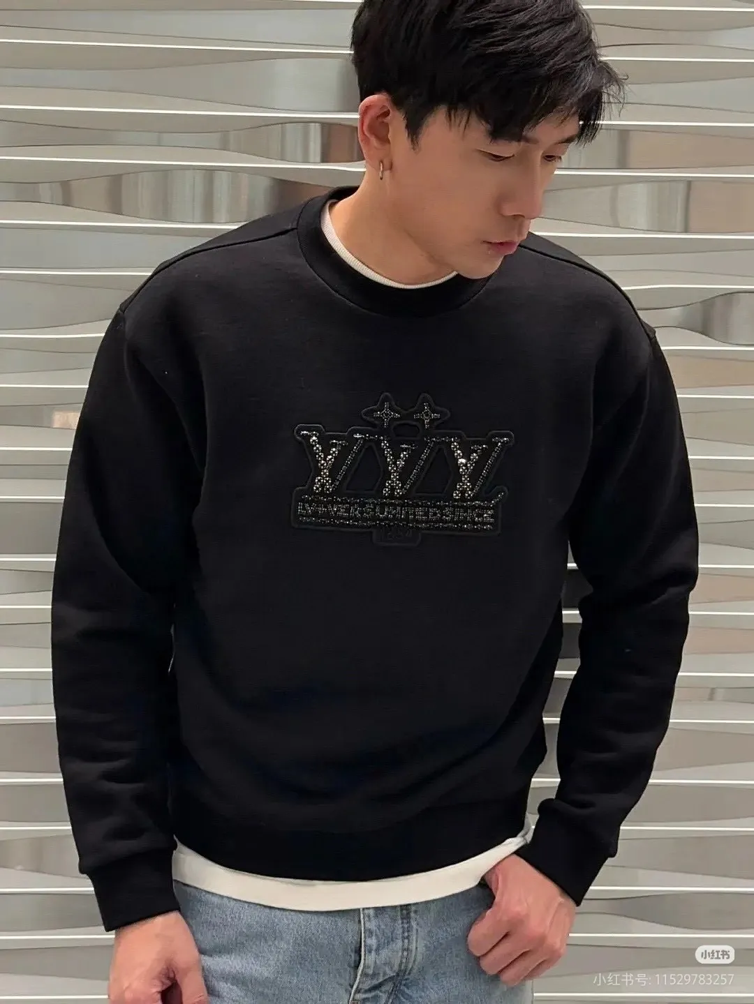 Louis Vuitton/ 25Fw logo